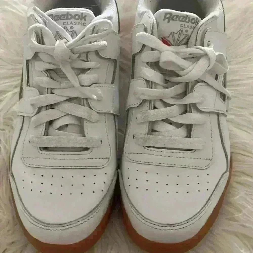 Reebok classic shoes - Picture 6 of 6